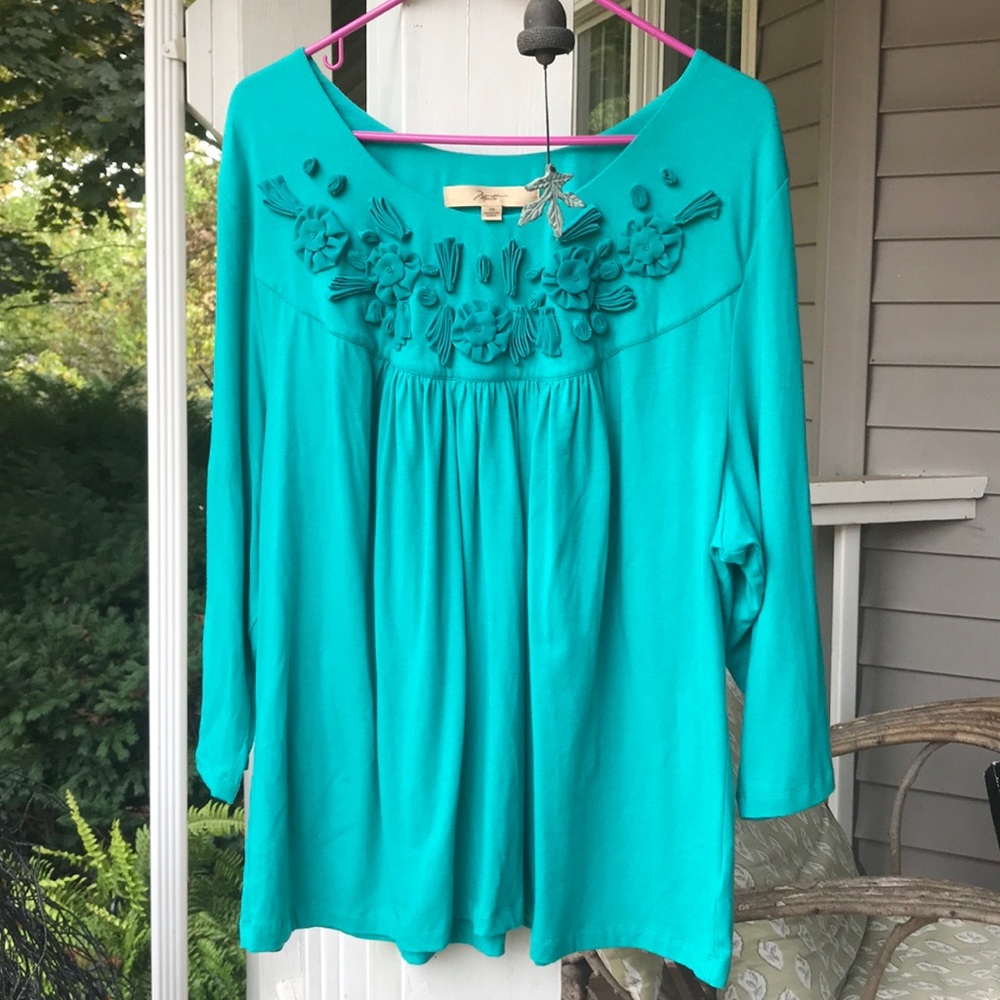 Motto Jewel Tone Cyan Floral Flocked Tunic 2X
